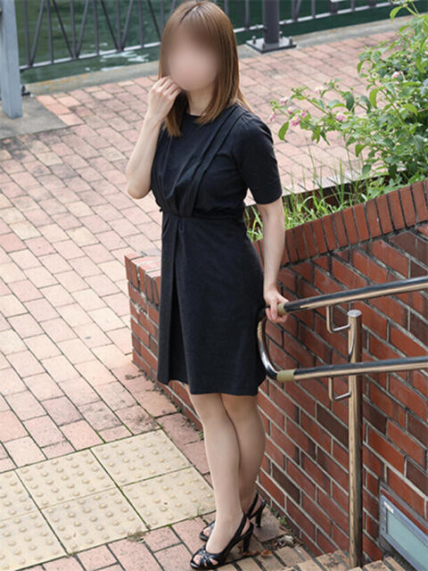 はじゅ 奥鉄オクテツ大阪(駅待ち合わせ型人妻デリヘル)