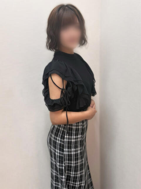 菜々(なな) かりんとplus　上野御徒町（派遣型オナクラ）