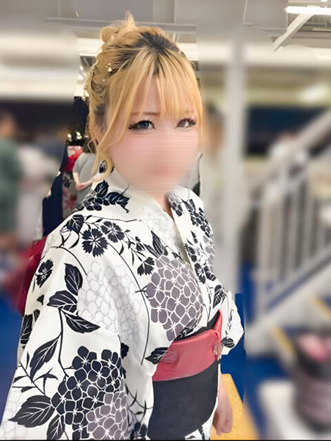 吉良きらり 池袋3P複数プレイ専門店 ハーレム（ホテヘル＆デリヘル）