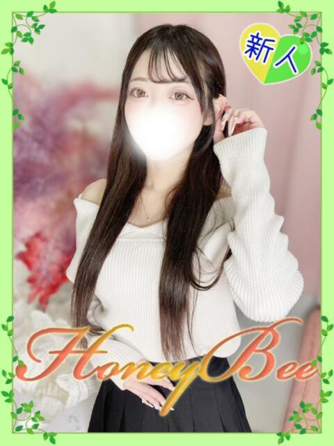 しおん（現役受付嬢×色白美女！ ハニービー（Honey Bee）（デリヘル）