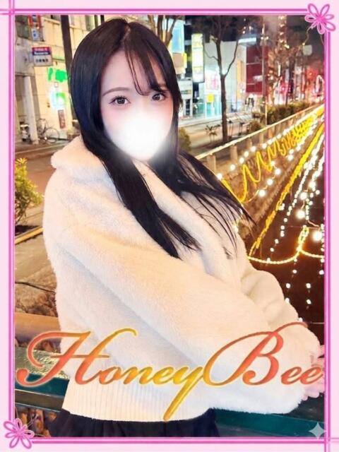 せり（キス好き×淫乱痴女！ ハニービー（Honey Bee）（デリヘル）