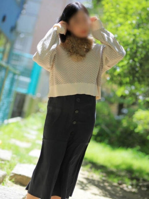 ツキナ 人妻生レンタルNTR（デリヘル）