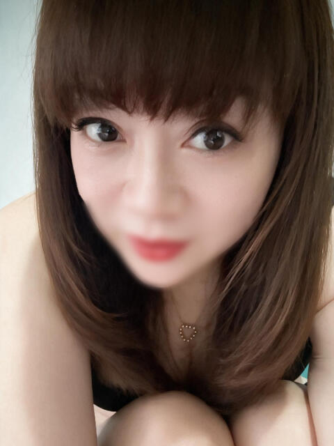 ひまり 大人の誘惑～色気を求めた女たち～（人妻デリヘル）