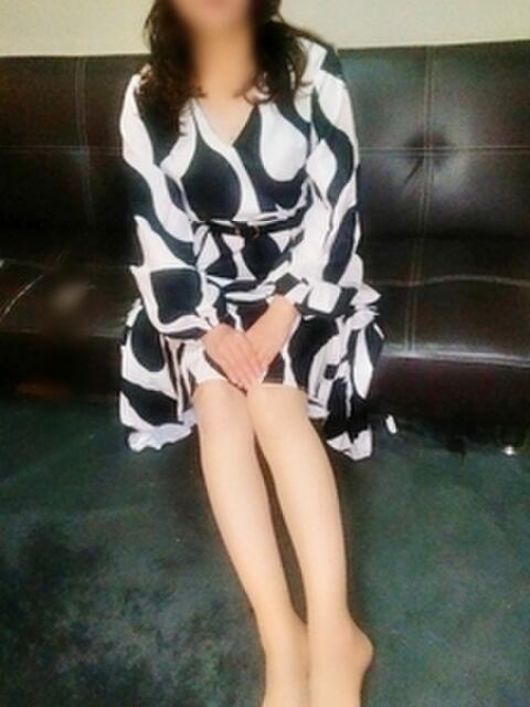 しの Celeb wife (セレブワイフ)（人妻系デリヘル）