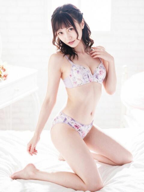 小泉らら ハイブリッドヘルスPLUSエステ高嶺の花（風俗エステ）