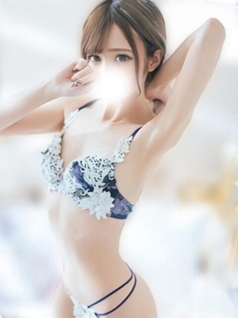 愛澤きらら ハイブリッドヘルスPLUSエステ高嶺の花(風俗エステ)