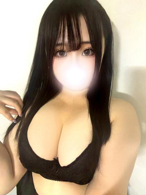 ひなみ 白いぽっちゃりさん(ぽっちゃり専門ホテヘル)