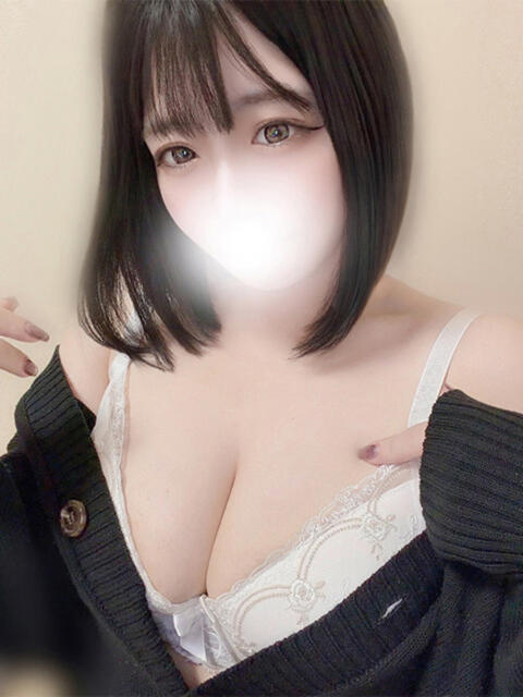 あき 白いぽっちゃりさん(ぽっちゃり専門ホテヘル)