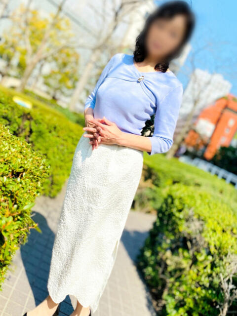 まり 完熟ばなな 横浜（人妻熟女デリヘル）