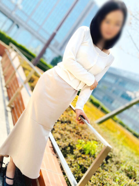 ひびき 完熟ばなな 横浜（人妻熟女デリヘル）