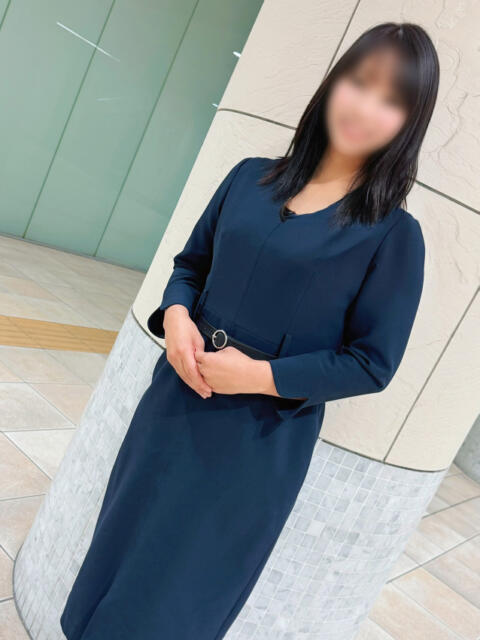 衛藤 レンタル熟女（熟女デリヘル）