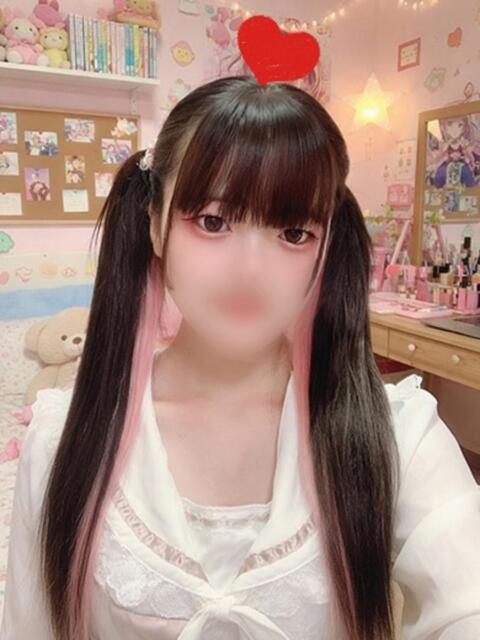 ぴの♡可愛さ満点ロリ系美少女♡ 即生専門店ゴッドパイ(デリヘル)