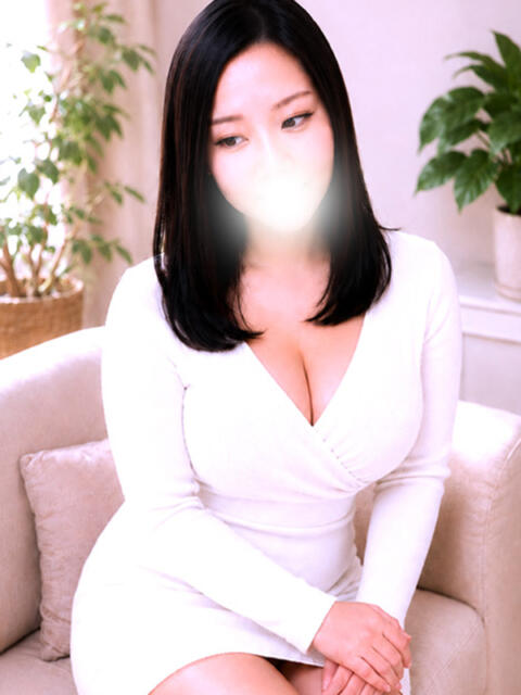 利里-りり- 艶ドレス（人妻デリヘル）