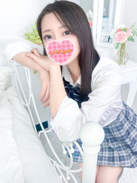 いずな 神田ハンドメイド(美少女手コキ専門店)