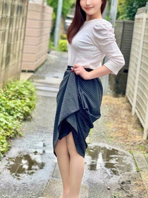 中西りみ 月の真珠-新宿-(デリヘル(人妻若妻専門店))