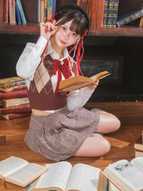 めい E+アイドルスクール池袋店(デリヘル)