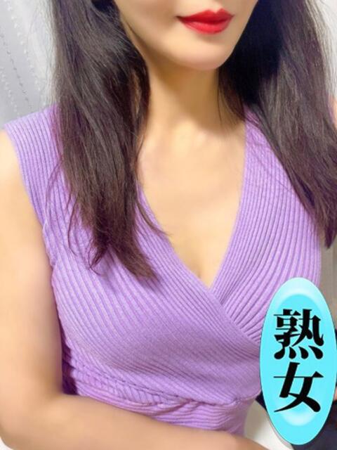 野中さとみ 麗しいマダム（【非風俗】メンズエステ）