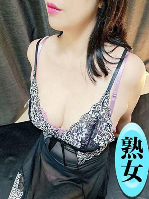 栗末このみ 麗しいマダム（【非風俗】メンズエステ）
