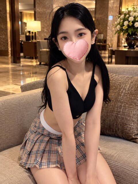 Hitomi・ひとみ デリマックス（アジアンデリヘル）