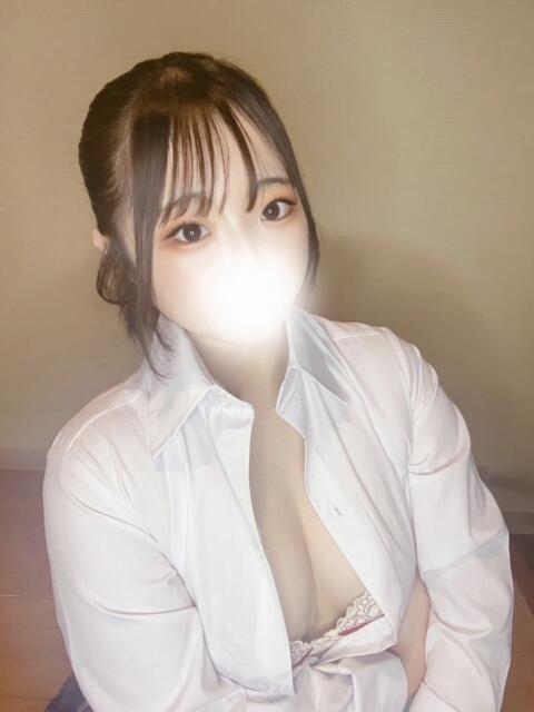 あみる とある風俗店♡やりすぎさーくる新宿大久保店♡で色んな無料オプションしてみました（デリヘル）