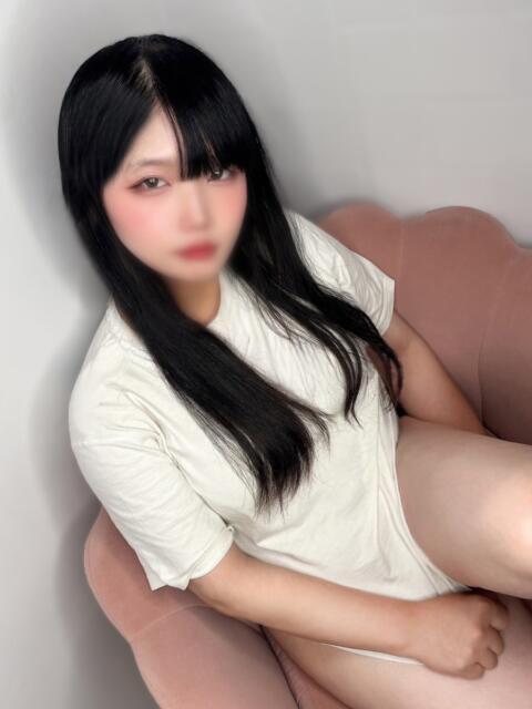 みおう とある風俗店♡やりすぎさーくる新宿大久保店♡で色んな無料オプションしてみました（デリヘル）