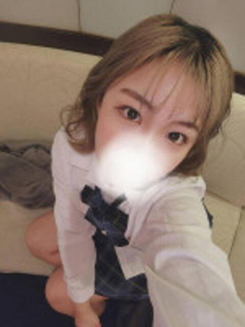 おもち とある風俗店♡やりすぎさーくる新宿大久保店♡で色んな無料オプションしてみました（デリヘル）