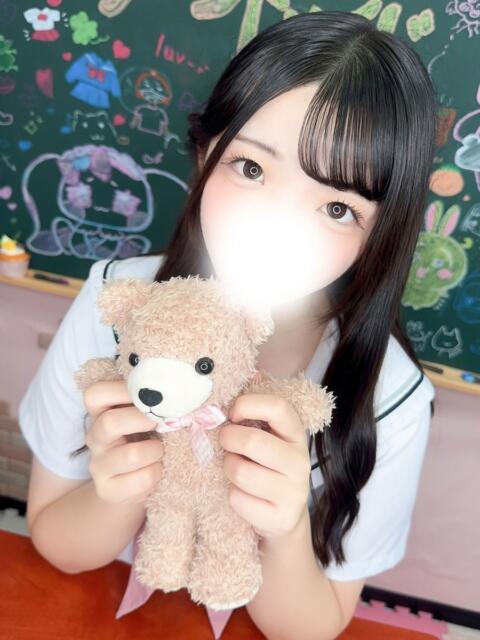 ゆうひ 新宿ハンドメイド(手コキ・オナクラ)