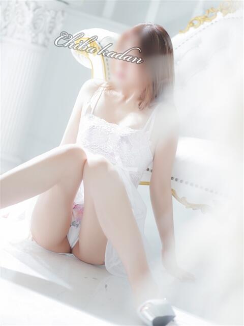 りょう 千葉人妻花壇（人妻デリヘル）