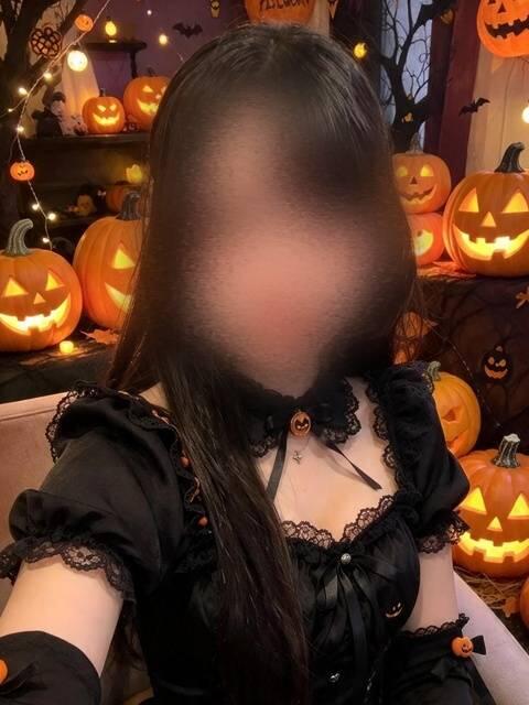かおり ミルキーラテ（店舗型オナクラ）