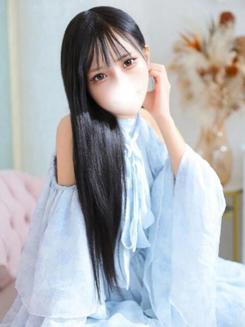 ぴょな★新卒18歳の現役モデル Chloe五反田本店　S級素人清楚系デリヘル（デリヘル）