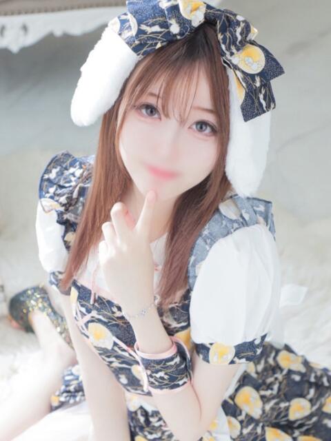 みお E+アイドルスクール　大阪・日本橋店（デリヘル）