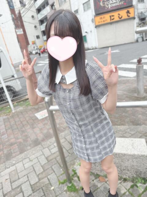 体験期間るる『完全未経験、普段は焼肉店でバイトしてる清楚系の美少女』 錦糸町派遣型JKリフレガチあい(派遣リフレ)