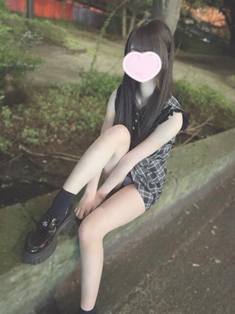まなか『完全未経験はガチ18歳☆ビジュ天使級の最高レベル美少女』 錦糸町派遣型JKリフレガチあい(派遣リフレ)