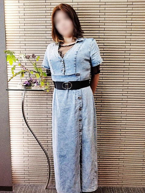 らら 熟女家 十三店（待ち合わせ型デリヘル）