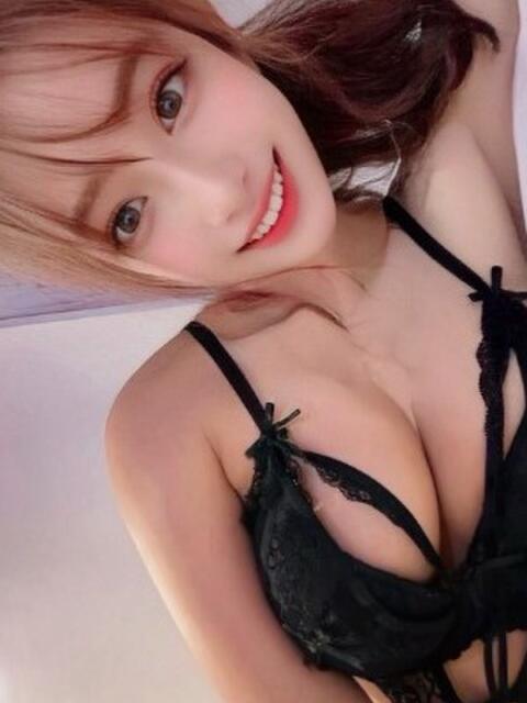 あいこ 巨乳CLUBミルク（アジアンデリヘル）