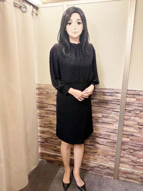 えみ 大久保駅前人妻横丁（人妻系ホテヘル）