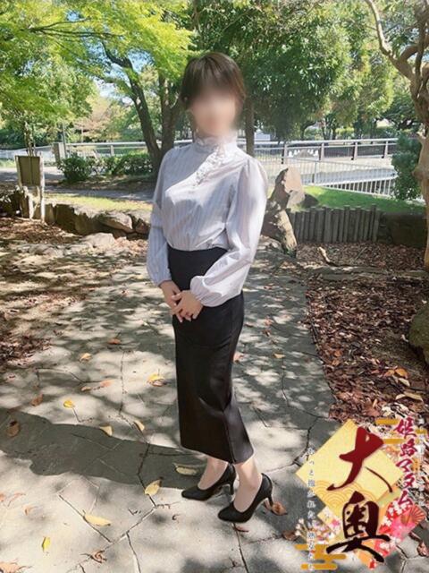 成瀬叶羽(なるせかなは) 姫路マダム大奥（デリヘル）