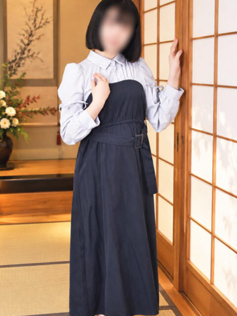 あおば(昭和61年生まれ) 熟年カップル名古屋～生電話からの営み～（人妻・熟女デリヘル）