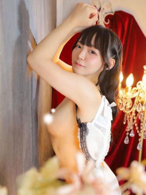 ここな 淫乱痴女エステ新宿店（出張アロマエステ）