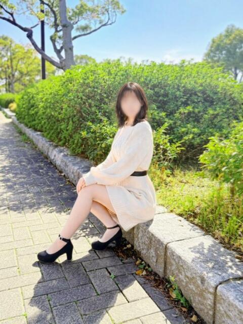 芹沢 りな こあくまな熟女たち小倉店（KOAKUMAグループ）（人妻・熟女デリヘル）