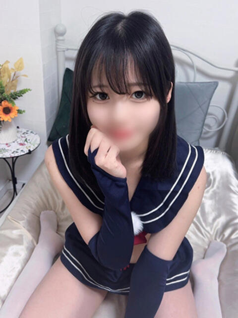 まなみ【美乳×美脚×元気】 ロマネ（ソープランド）