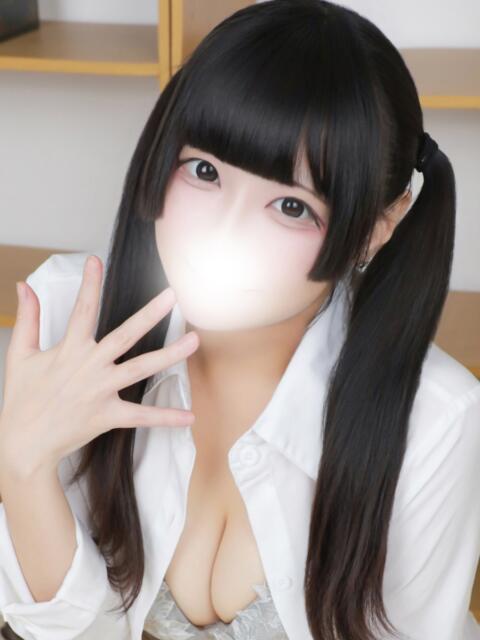 りく 舐めたくてグループ~君とサプライズ学園~越谷校(デリヘル)
