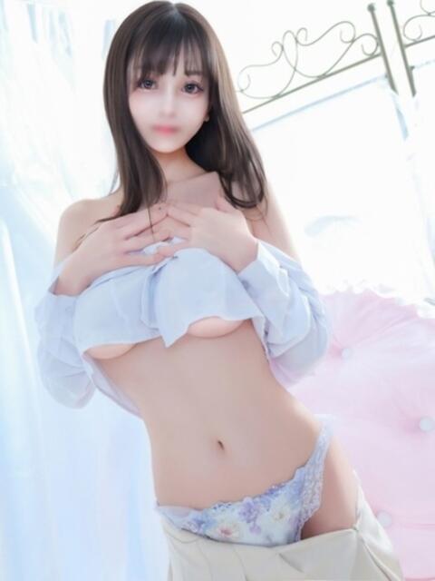 いおり E+アイドルスクール（デリヘル）