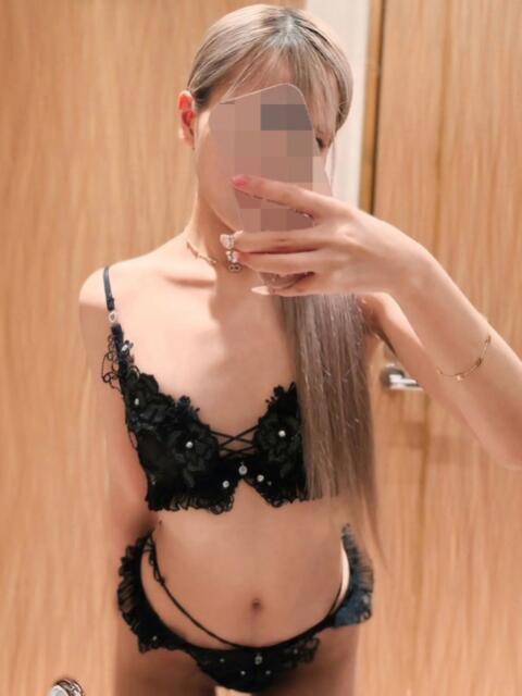 ぴょな◆モデル体型で感度抜群 即イキ淫乱倶楽部 船橋店（デリヘル）