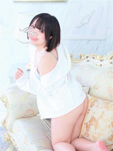 みと 西船人妻花壇（人妻デリヘル）