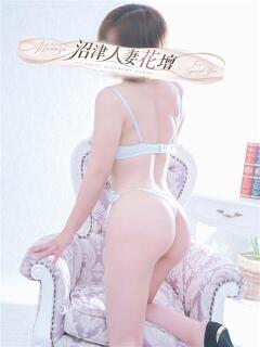 らな 沼津人妻花壇（沼津/デリヘル）