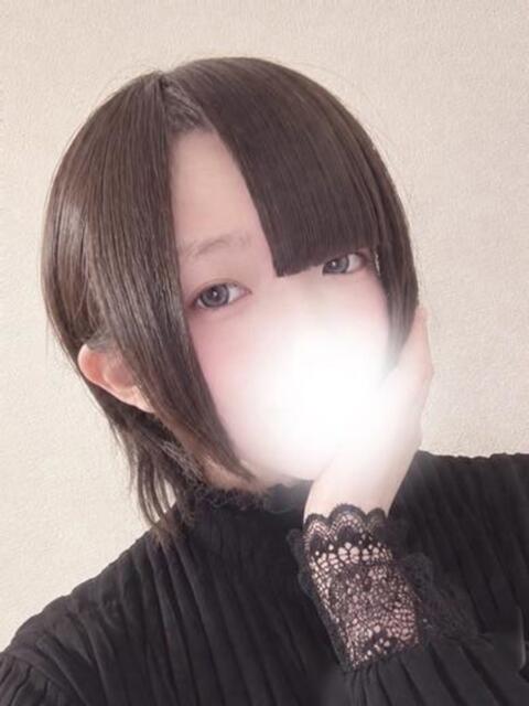 18歳未経験ひびきちゃん Bless by Attender（デリヘル）
