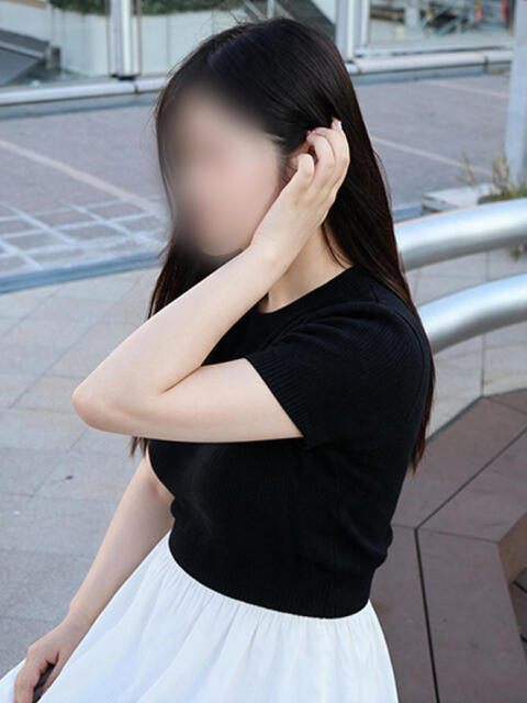 ゆら 奥鉄オクテツ大阪(駅待ち合わせ型人妻デリヘル)