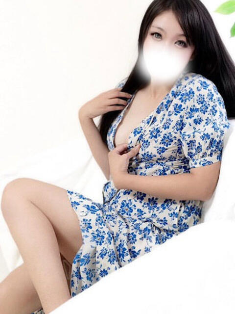 まり 熟女デリヘル 女神の極み（待ち合わせ型熟女デリヘル）