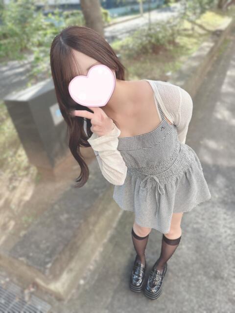 体験期間こはる『18歳の卒業したて世代の子供感ある童顔美少女』 錦糸町派遣型JKリフレガチあい(派遣リフレ)